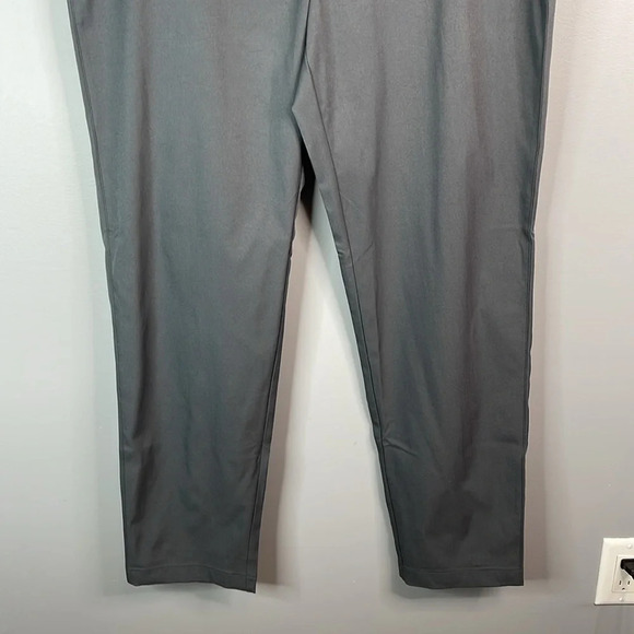 LOLE NWT Travel Pants Grey Elasticized Waist Zippered Pockets Straight Taper 16 - Picture 4 of 10